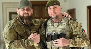 Il Comandante Tiktoker di Kadyrov rivela alla TV cinese quando finirà la guerra in Ucraina